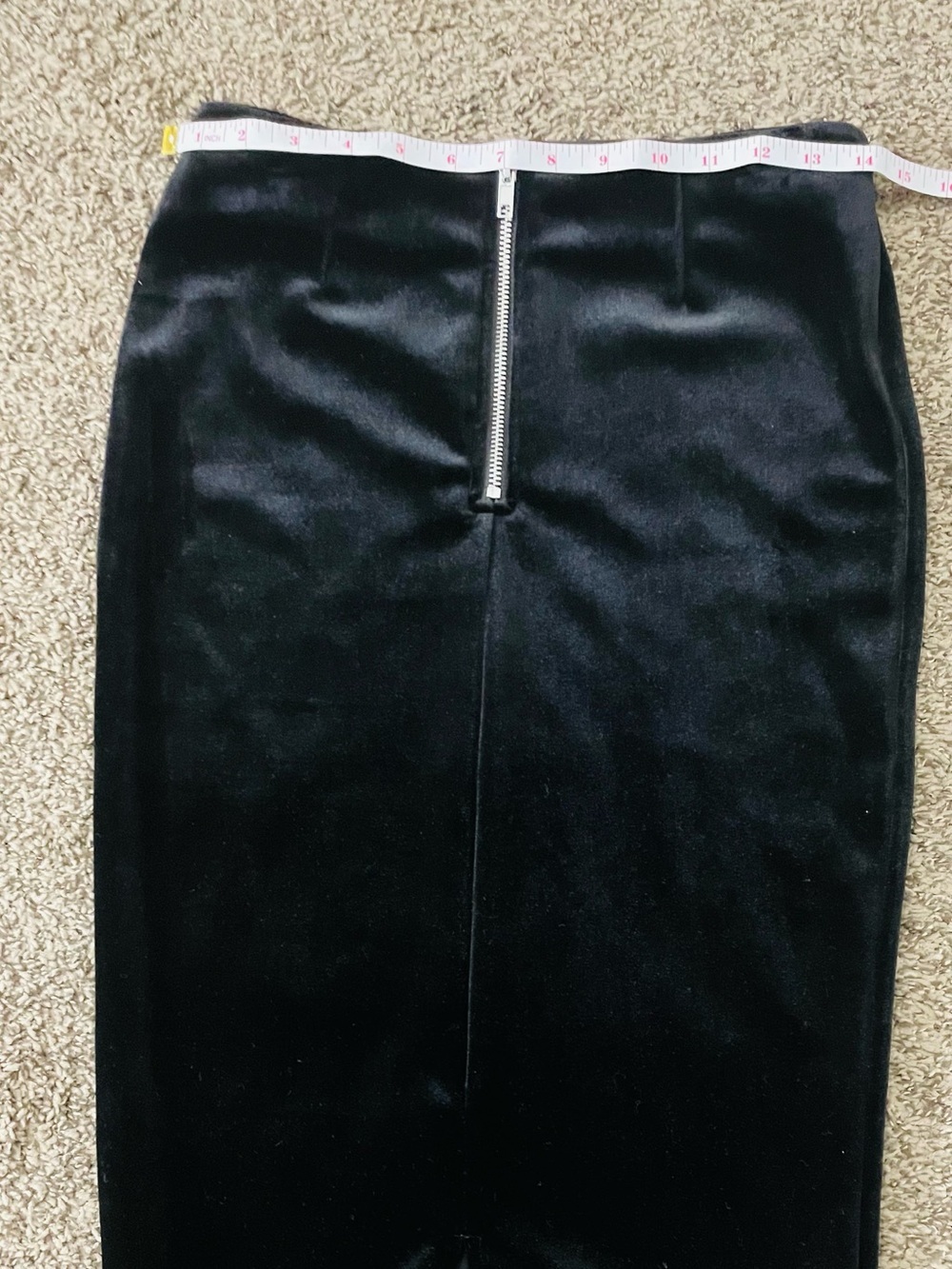 Gianni Bini Classic Black Pencil Skirt - Picture 3 of 4